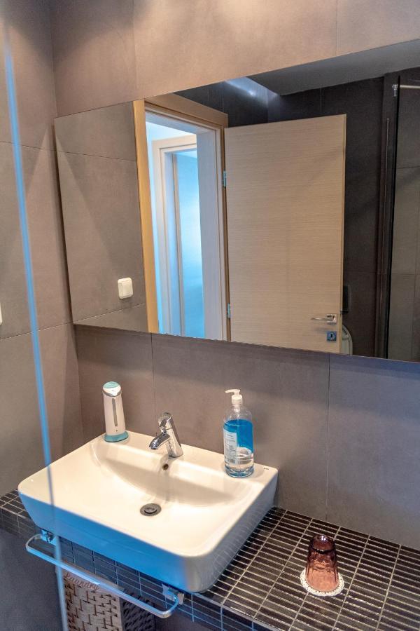 Dimi Seafront Apartment By Rentals Pro Services - Nea Moudania Esterno foto