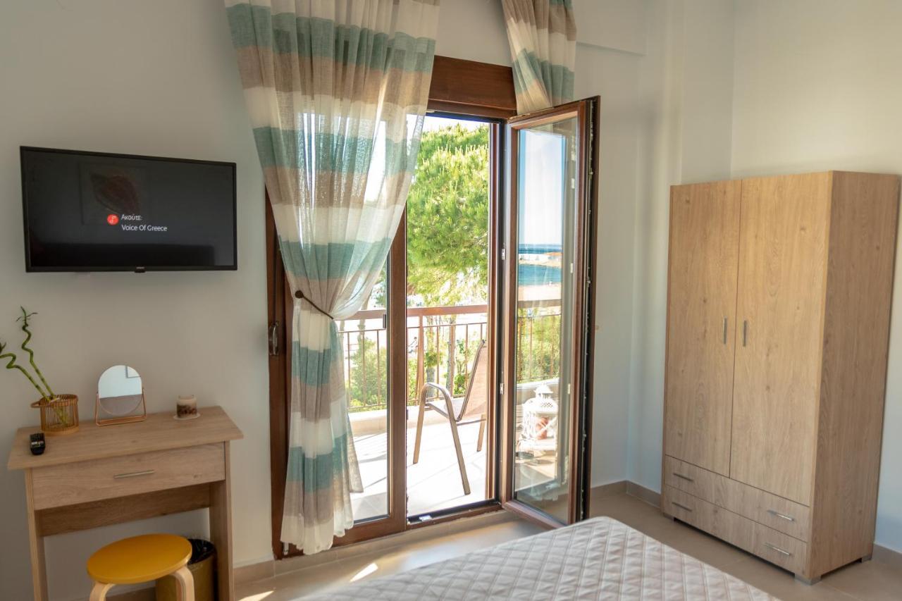 Dimi Seafront Apartment By Rentals Pro Services - Nea Moudania Esterno foto